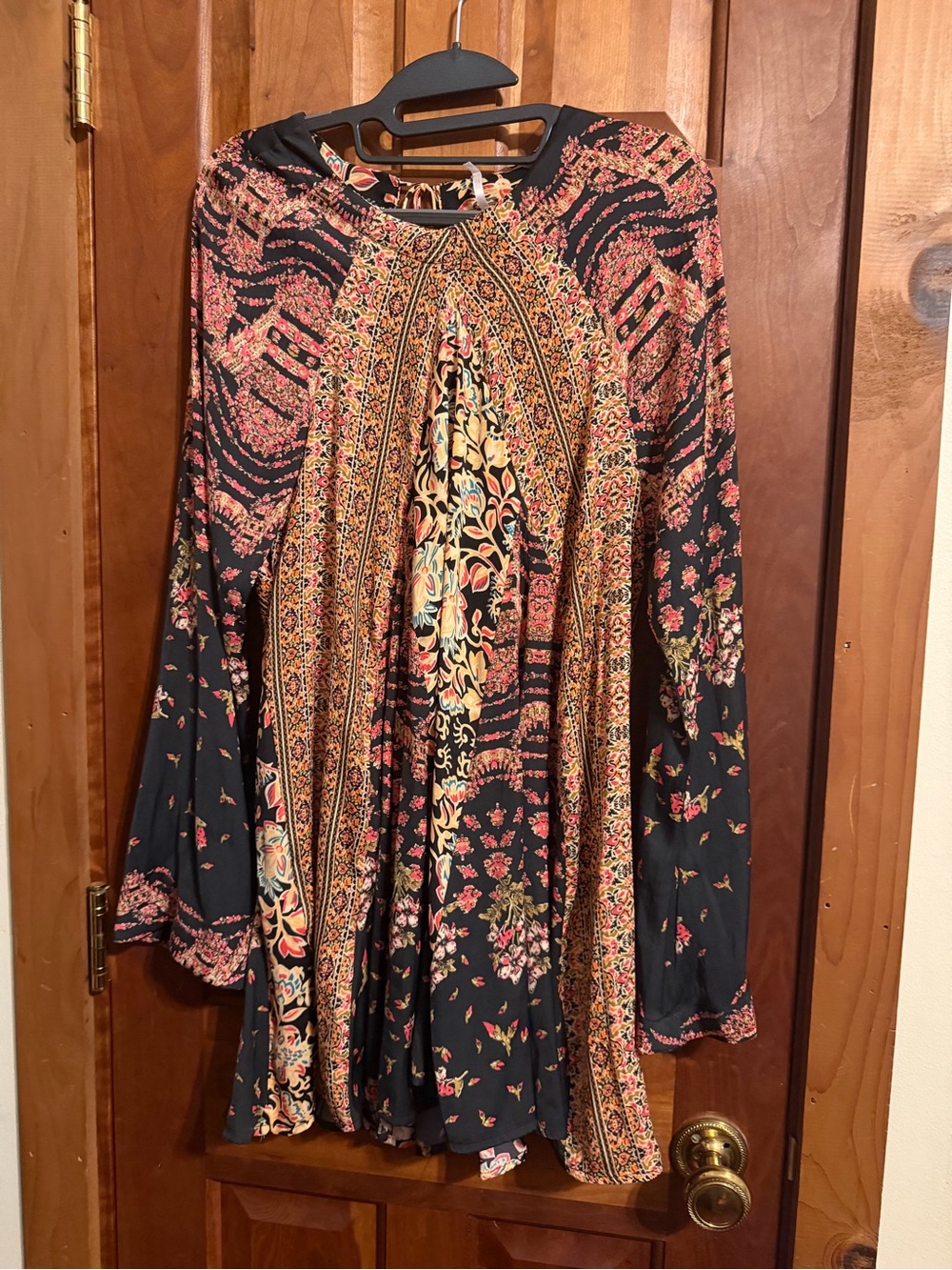 Gorgeous Free People- Boho Floral Print Long-Sleeve Tunic Dress- Black and Rust